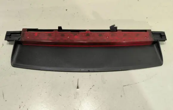 Audi A6 S6 C6 4F Third/center stoplight 4f5945097
