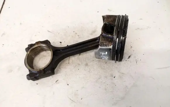 Opel Signum Piston with connecting rod gm282 b6282