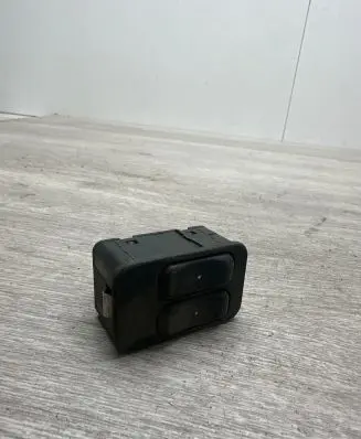 Opel Zafira A Electric window control switch 13363201 90561088 1902200