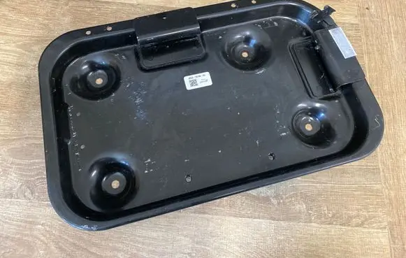 Battery box tray