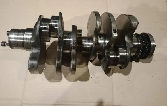 Audi A4 S4 B7 8E 8H Crankshaft 