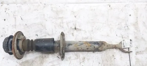 Volkswagen PASSAT B5 Front shock absorber/damper 3b0413031a