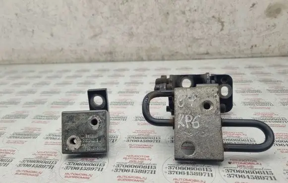 Audi Q7 4L Rear door hinge set 4L0833411A