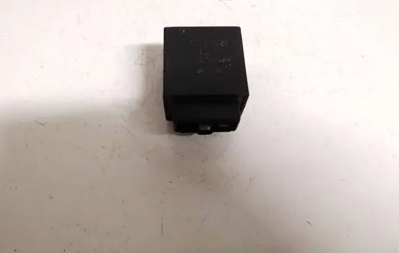 Mitsubishi Galant Other relay MB510925