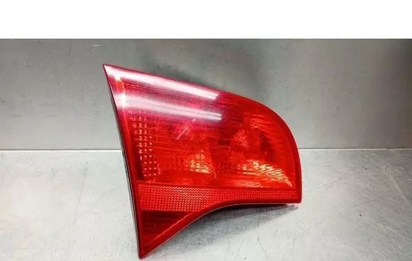 Audi A4 S4 B7 8E 8H Rear/tail lights 8E9945093