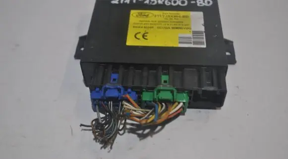 Ford Connect Central body control module 2T1T15K600BD 5WK48036F