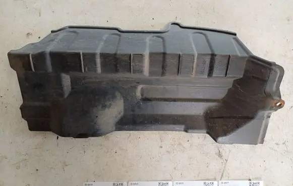Suzuki Swift I Engine splash shield/under tray