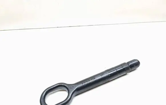 Audi Q7 4M Towing hook eye 4H0805615