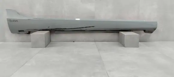 Volvo V40 Side skirt front trim 31395043