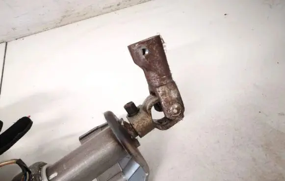 Hyundai Santa Fe Steering column universal joint