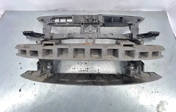 Volkswagen Golf Plus Radiator support slam panel 5M0807093