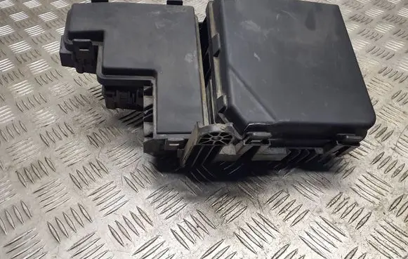 Nissan Qashqai Fuse box set