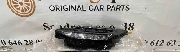 Toyota C-HR II Headlight/headlamp 81185F4220