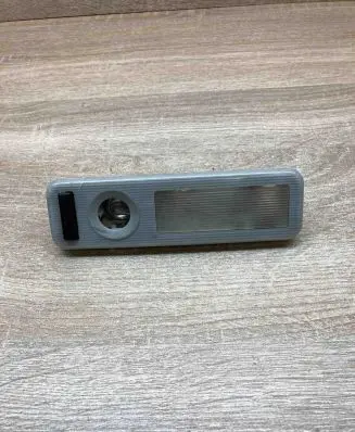 BMW 5 E39 Rear seat light 8366433