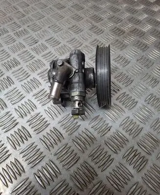 Volkswagen PASSAT B5.5 Power steering pump