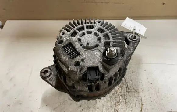 Mazda 6 Generator/alternator R2AA A2TJ0681 9713