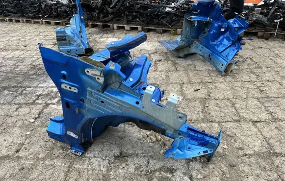 Ford Puma Front quarter panel DG17679