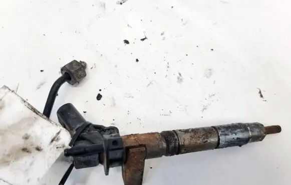 Mercedes-Benz R W251 Fuel injector 0445115 A6420700587 0445115A6420700587