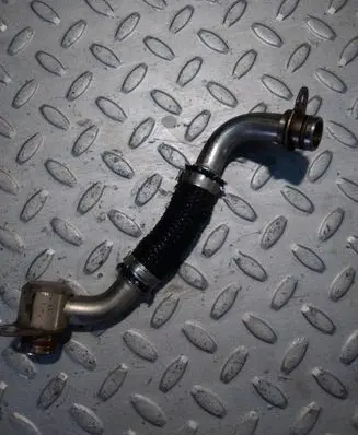 Volkswagen Jetta VI Turbo turbocharger oiling pipe/hose 06K145735L