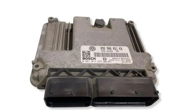 Volkswagen Golf Plus Engine control unit/module 03G906021KQ 0281013233 1039S17174