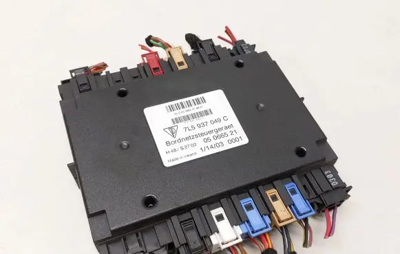 Porsche Cayenne (9PA) Other control units/modules 7L5937049C