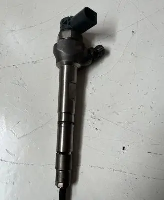 Audi Q5 SQ5 Fuel injector 0445110471 04L130277AE