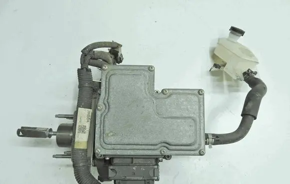 Nissan Leaf I (ZE0) Brake booster 240723NB0A 3NB0A 4701105132