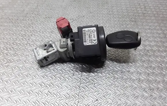 Renault Clio III Ignition lock 8200214173D