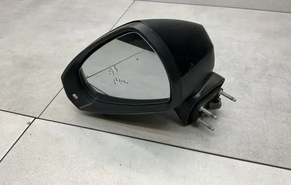 Audi A3 S3 8V Front door electric wing mirror 