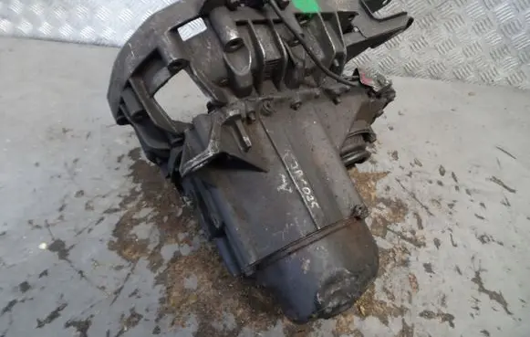 Renault 19 Manual 5 speed gearbox JB1025