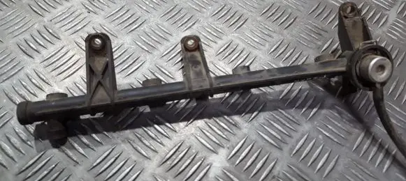 Renault Scenic I Fuel main line pipe 7700864726