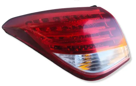 Hyundai i40 Rear/tail lights 924013Z3