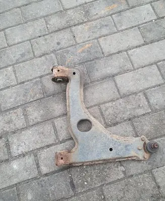 Opel Zafira B Front lower control arm/wishbone