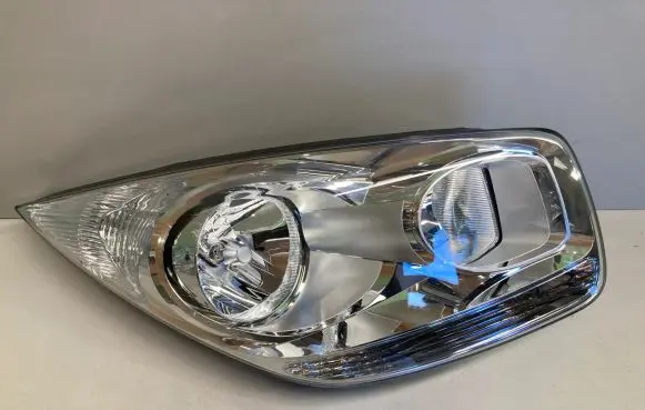 KIA Venga Headlight/headlamp 921021P000