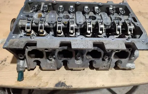 Volkswagen Golf VII Engine head 04E103404AE