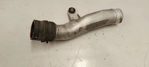 Porsche Cayenne (92A) Intercooler hose/pipe 7l8129654a 7l6128628c
