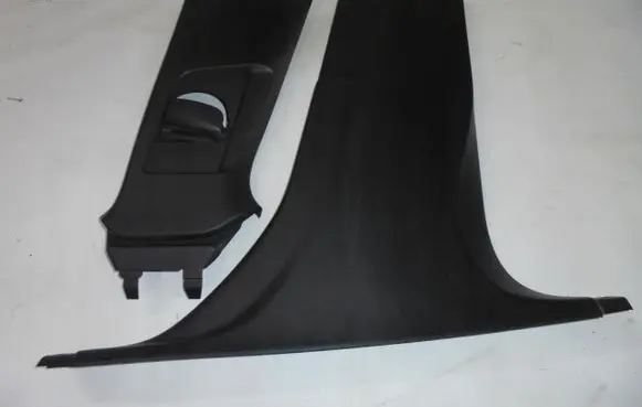 Volvo V40 Centre console side trim front 31307225