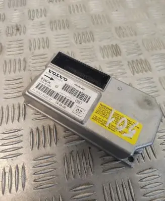 Volvo XC70 Airbag control unit/module 30667469