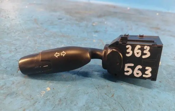 Honda Civic Gear shift switch/knob 35255TA0A02