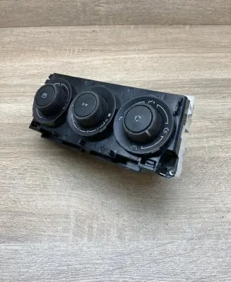 Peugeot 308 Climate control unit T1000220K