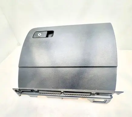 Volkswagen PASSAT B8 Glove box 09227001