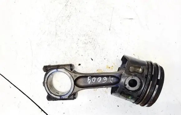 Ford Galaxy Piston with connecting rod