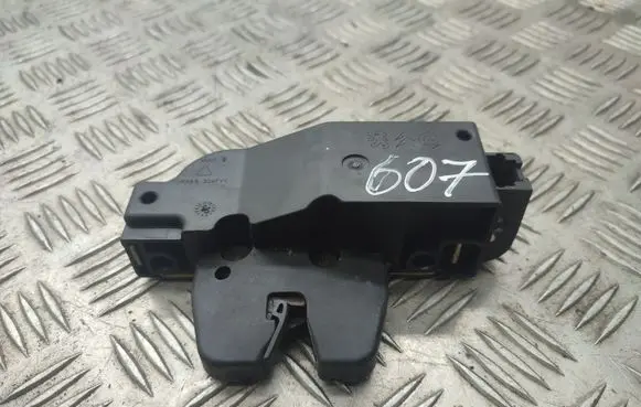 Peugeot 607 Tailgate/trunk/boot lock/catch/latch 9653831780