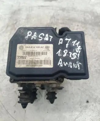 Volkswagen PASSAT B7 ABS Pump 3AA614109AC