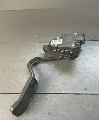 Volkswagen Sharan Accelerator throttle pedal 6PV00777003 YM219F836AB