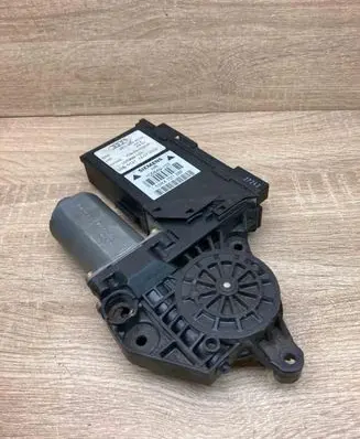 Audi A4 S4 B6 8E 8H Rear door window regulator motor 8E0959802A 5WK47011BBF
