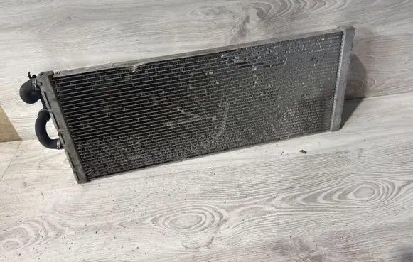 BMW 7 F01 F02 F03 F04 Coolant radiator 7576827