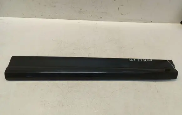Audi Q2 - Front door trim (molding) 81A853960B