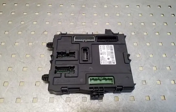 Renault Kadjar Comfort/convenience module 284B13432R