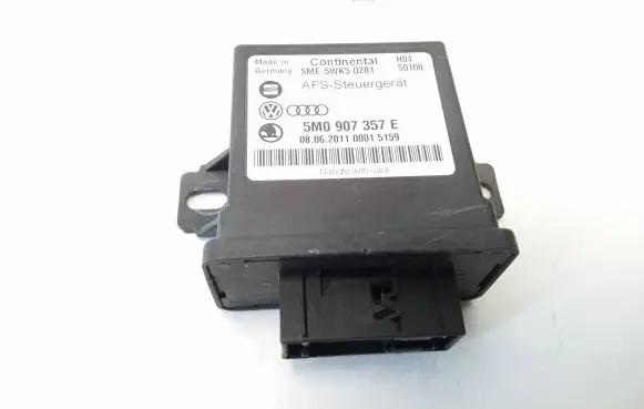Volkswagen PASSAT B7 Light module LCM 5M0907357E